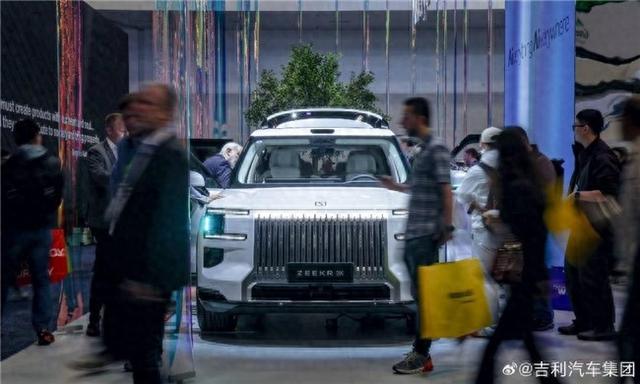 吉利现场展示的极氪9X（图片来源：吉利汽车集团）