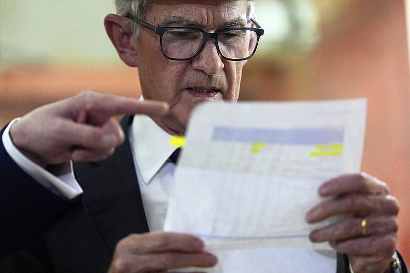 遭刑事调查后，鲍威尔：不会屈服