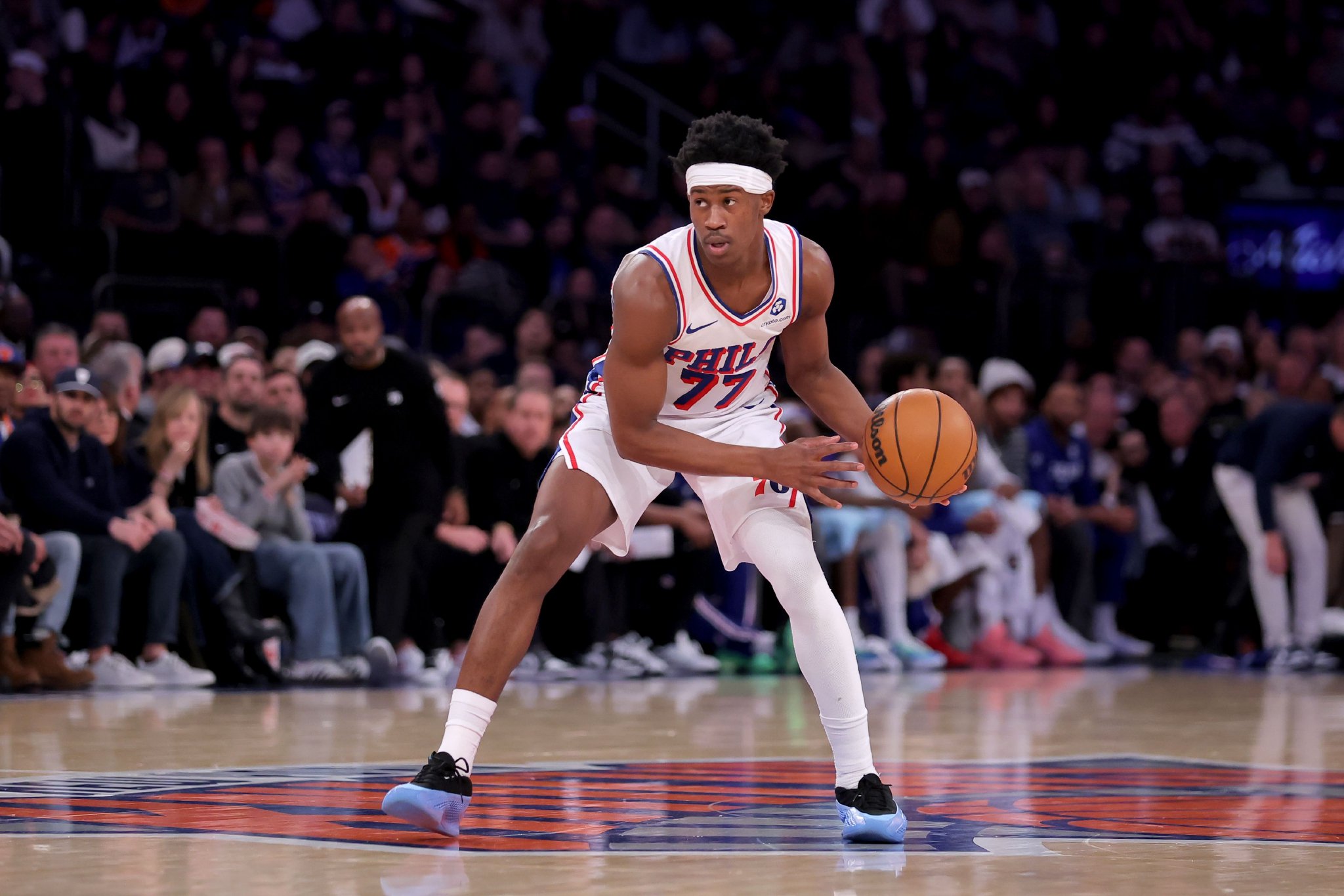 上限不低！埃奇库姆三分6中5拿到15分8助 末节疑似受伤下场