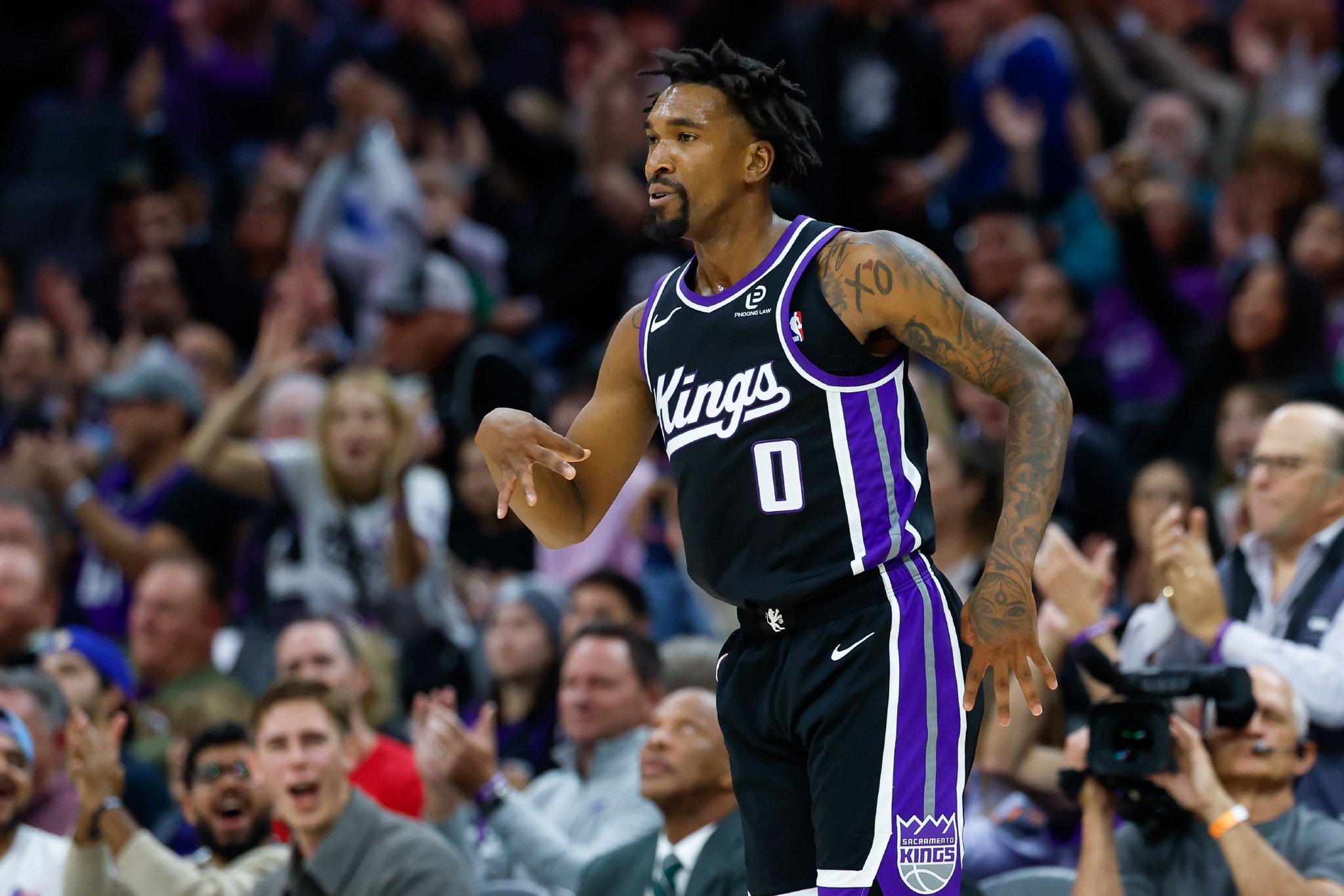 蒙克：我们只是加快了进攻节奏 这给我们创造了机会