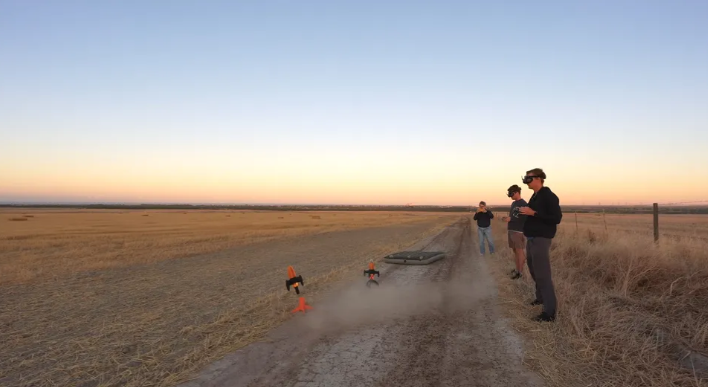 （图片来源：Luke Maximo Bell YouTube 页面）