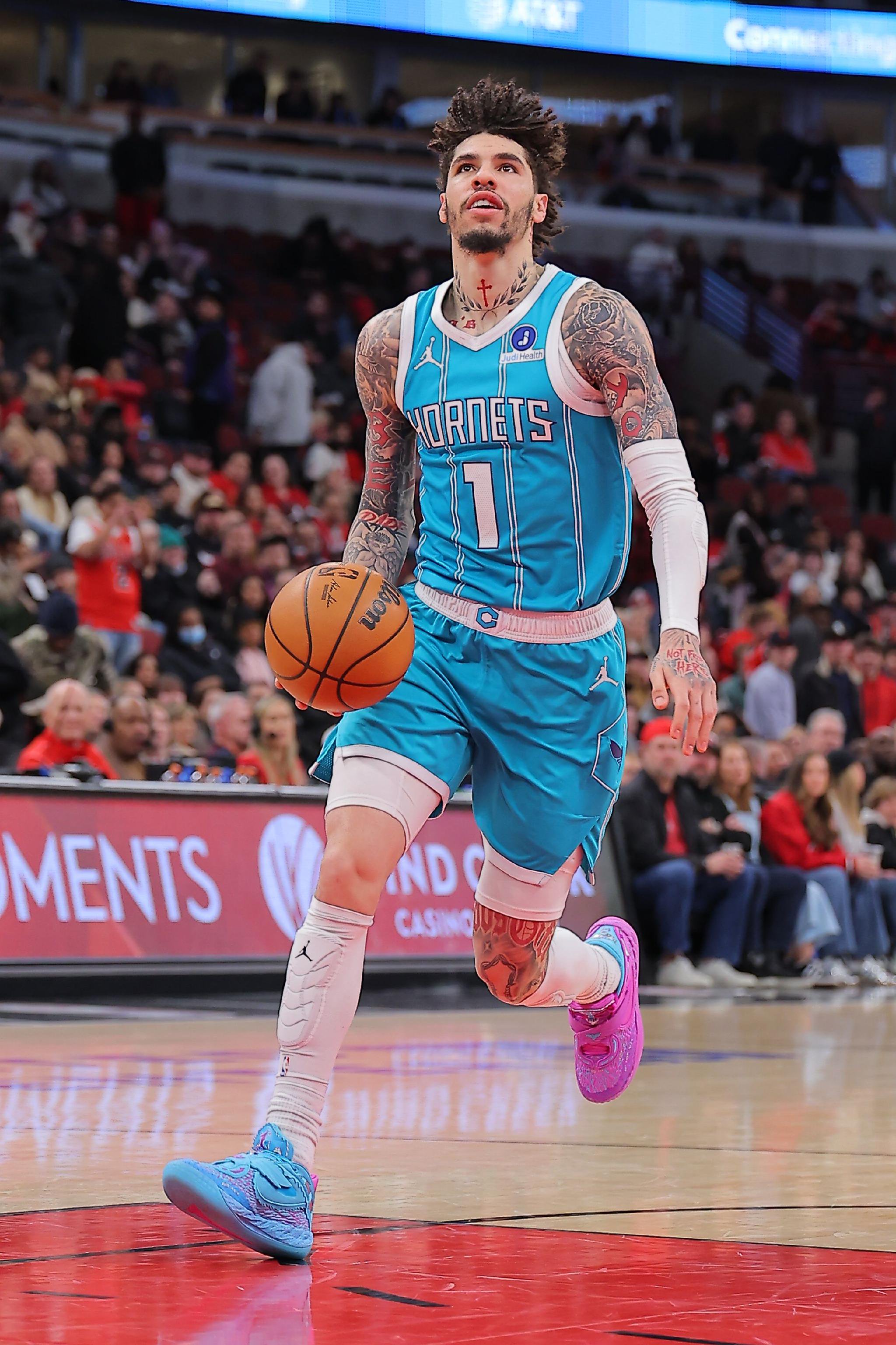 安东尼：三球打球就像在打2K 他在球场上感受到了极致的自由