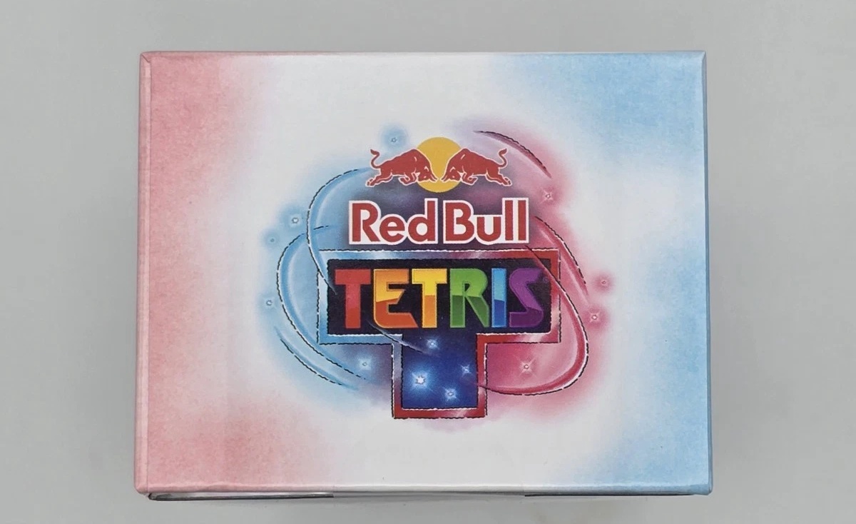 限量1 万台：红牛《俄罗斯方块》掌机被炒至原价2~3 倍