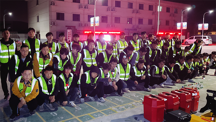 黄河水利职业技术大学聚焦“厂中校”模式与技术服务 助力测量实战