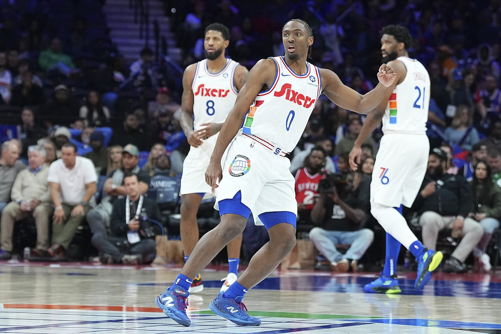 76人VS猛龙首发：马克西&VJ&乔治&恩比德出战 英格拉姆伤愈复出