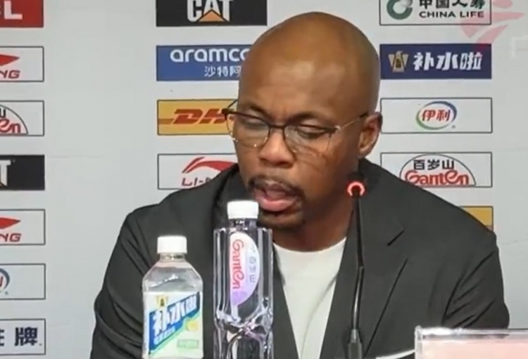 广州主帅：今天29次助攻分享球不错但防守不好 我也有一定责任