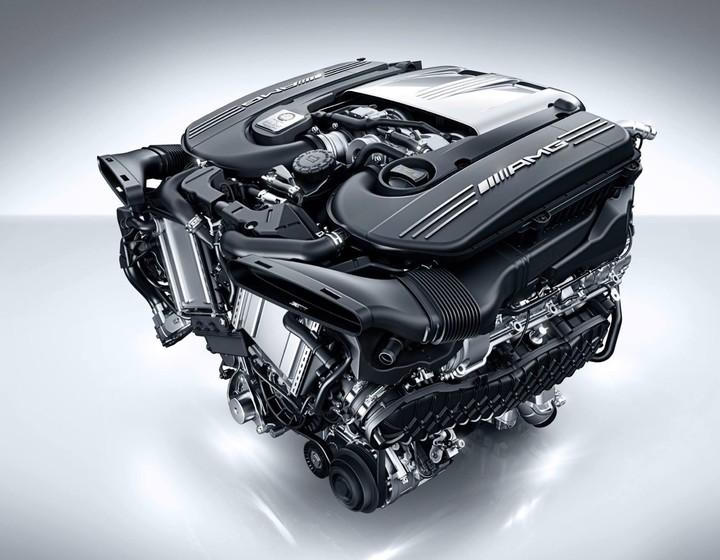 ▲ 用于 AMG 车型的 M177 引擎