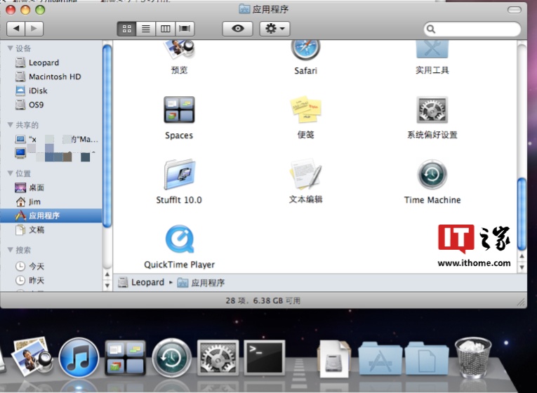 ▲ Mac OS X 10.5 系统的窗口，右下角便是调整窗口大小的把手