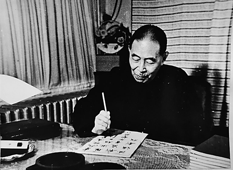 【文艺经典的光明印记】茅盾这样当“园丁”|茅盾_新浪财经_新浪网
