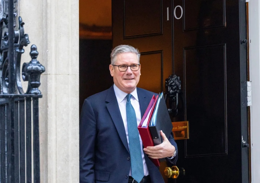 英媒：美国施压英国将伊朗伊斯兰革命卫队列为“恐怖组织”，英首相拒绝