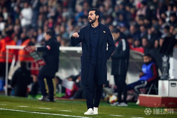 自洛佩特吉以来，阿韦洛亚是首位执教皇马首秀输球的主帅