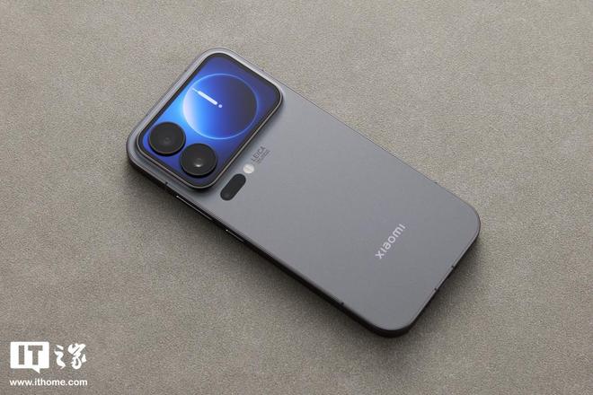 ▲ IT之家开箱：小米 17 Pro / Pro Max 手机图赏