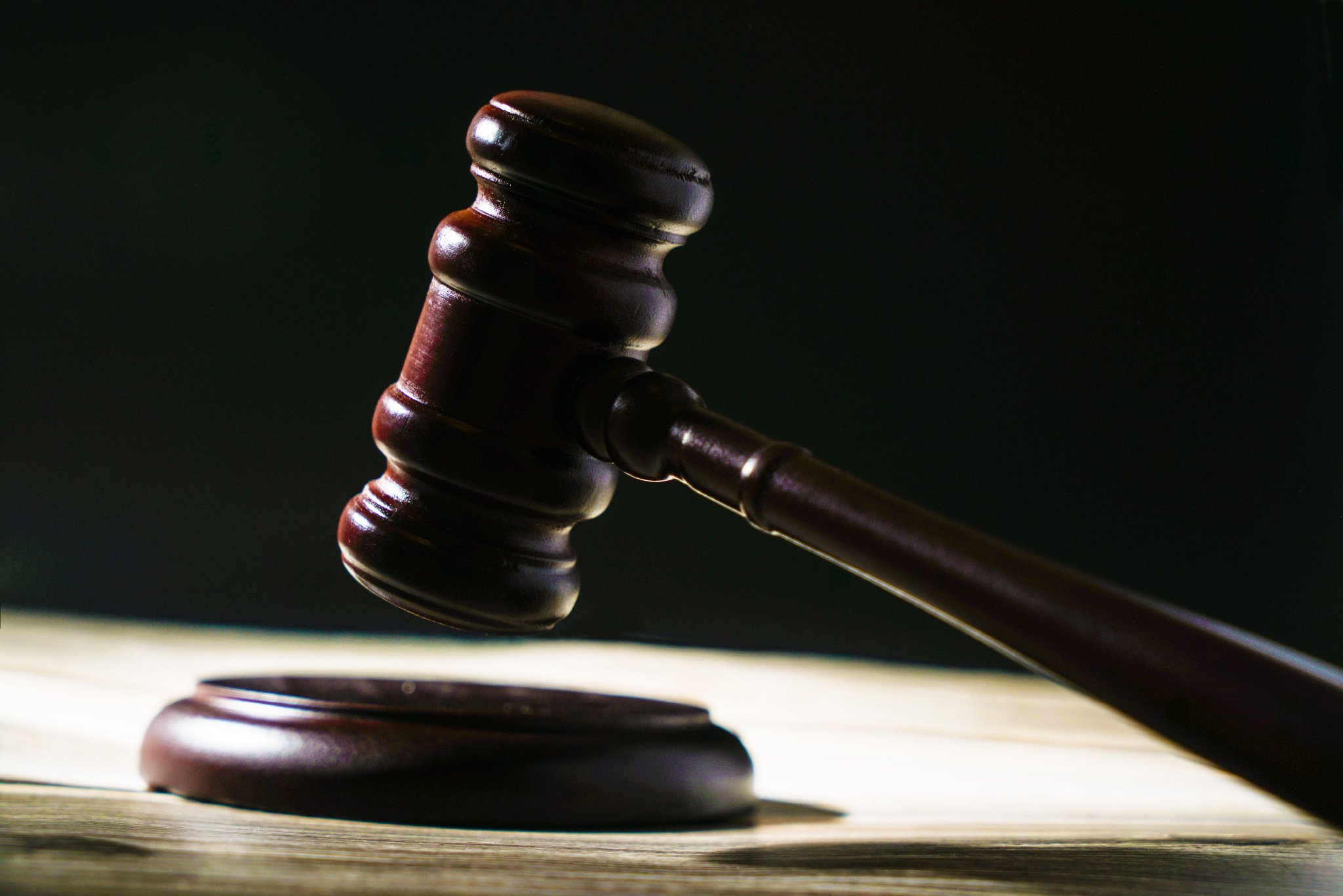 哔哩哔哩:中国联通话费充值卡回收-一降再降！廊坊银行股权再次“上拍”，此前半年已四次流拍