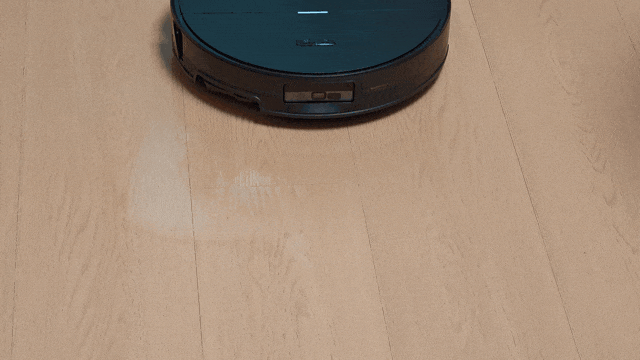 （如上图所示，即便是面对粘稠的酸奶测试，G30S Pro 也能做到“一遍即净”）