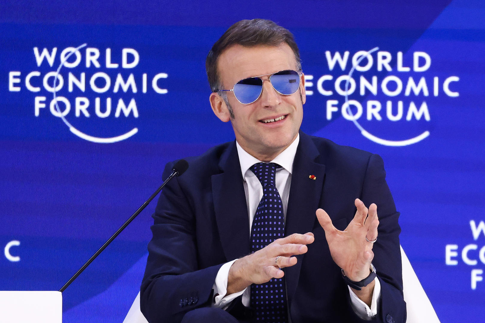 ▲当地时间2026年1月20日，瑞士达沃斯，法国总统埃马纽埃尔·马克龙出席世界经济论坛（WEF） 图据视觉中国