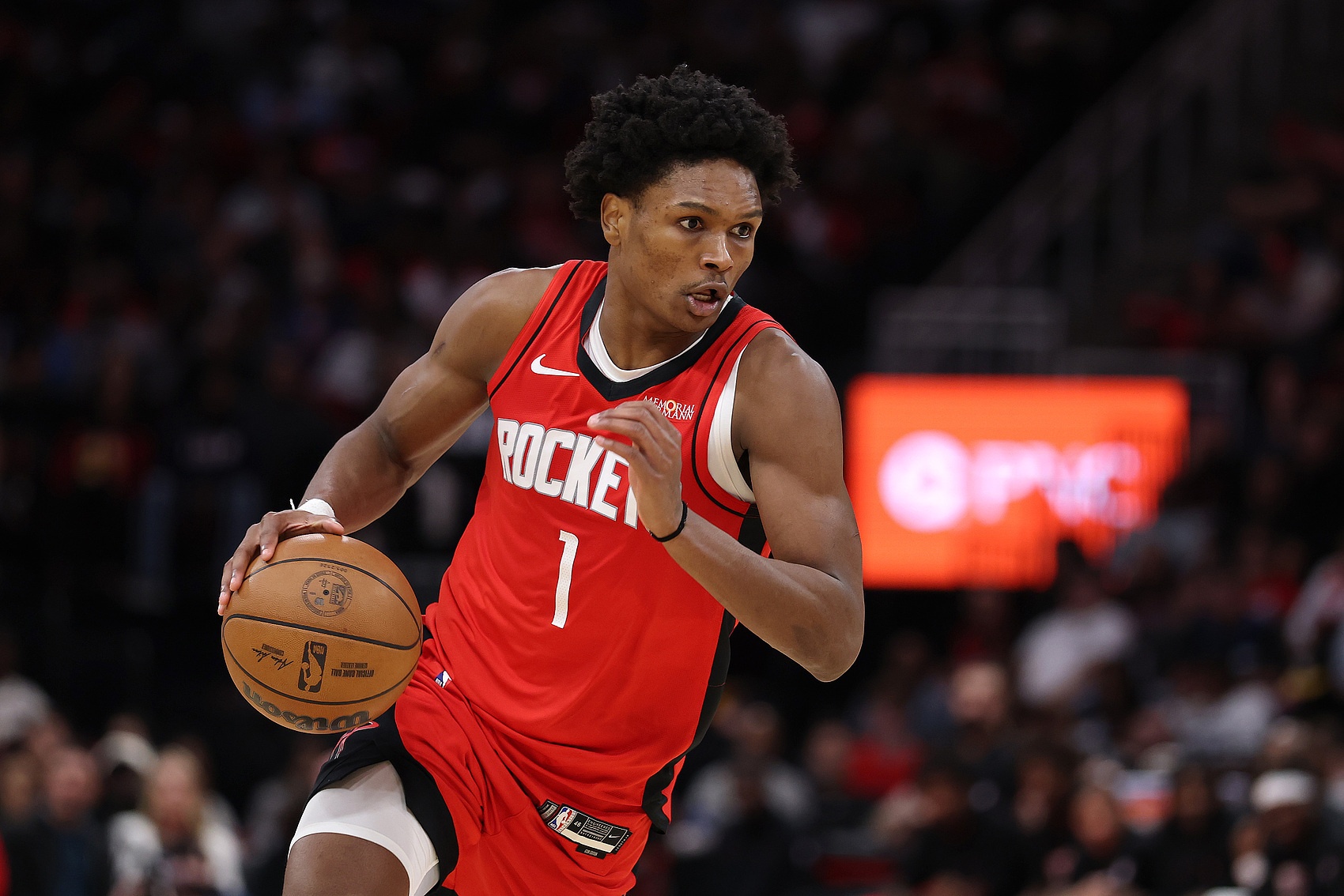 阿门谈对阵文班：这绝对能给我带来动力 但同时我只想赢球