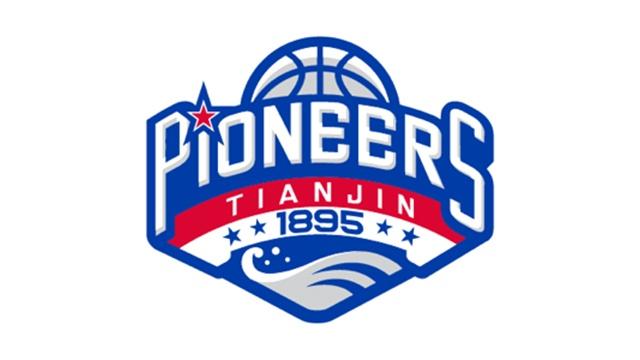 挂机了？天津首节四人打满&六人轮换 仅何思雨替补打了1分44秒