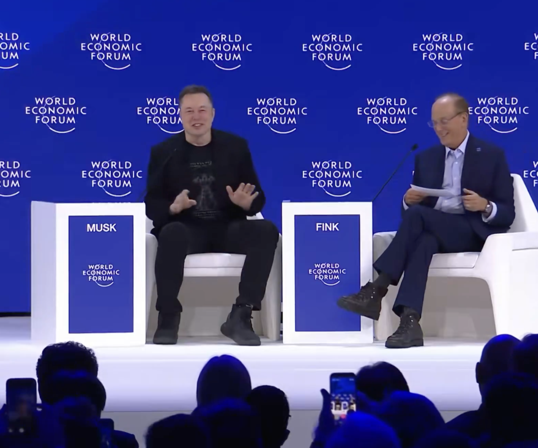 一小块格陵兰岛、一小块委内瑞拉”？外媒：马斯克暗讽特朗普“和平委员会”