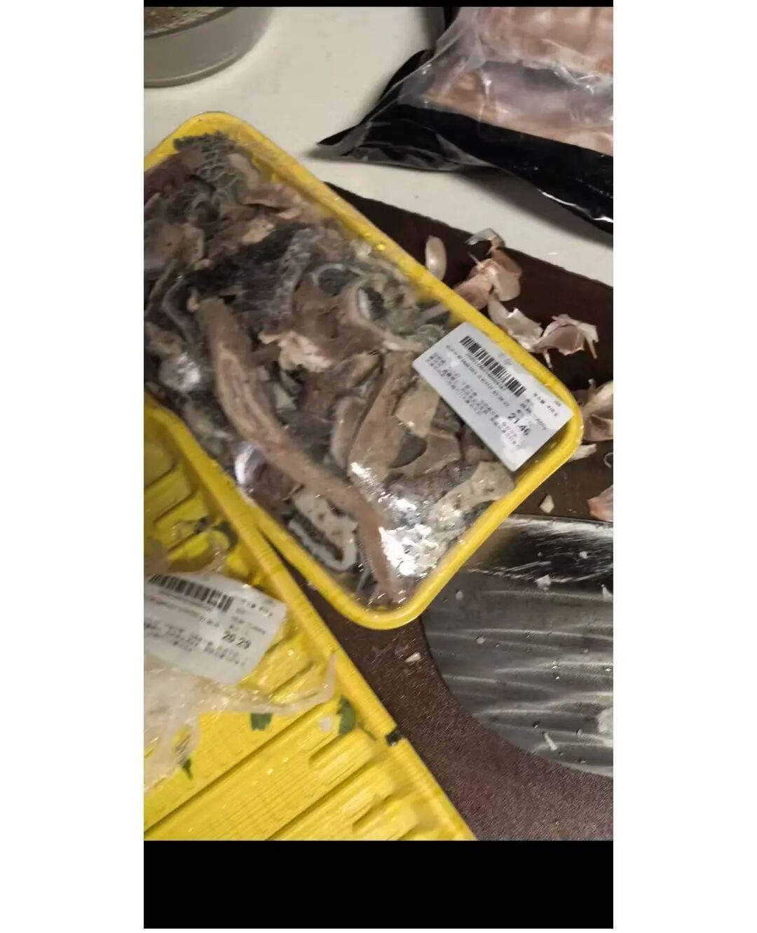 在长沙雅斯超市购买羊杂和牛杂 食后老人与孕妇出现反胃呕吐(图1)