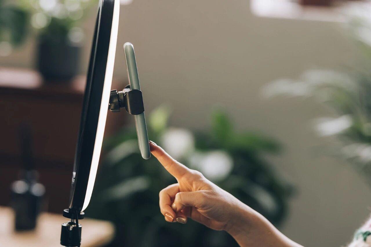 “搬运”被封禁境外博主视频非法获利 国家安全部披露案件详情