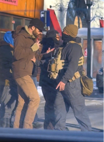 美媒：明尼苏达州再次发生移民执法枪击事件，极大增加美国政府“部分停摆”可能性