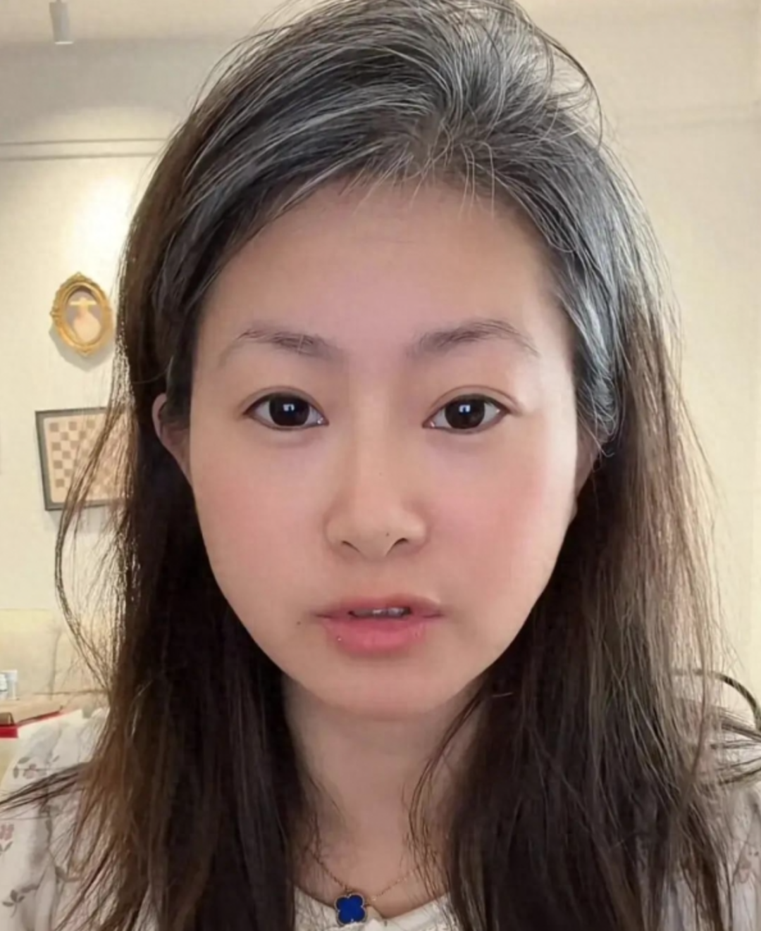 被丈夫和闺蜜背叛女子回应“一夜白头”：一年打了13个官司，太耗费心血，“很后悔托举他，没有托举自己”