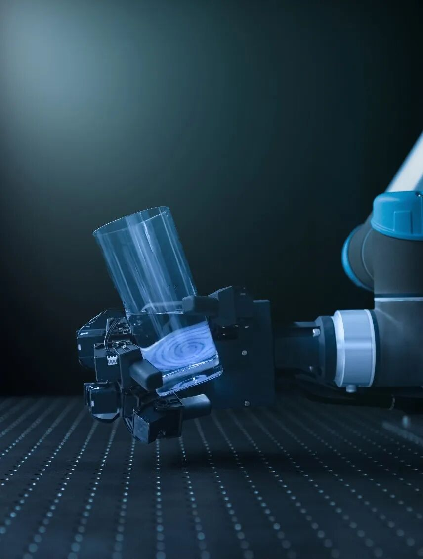 图 7 安装 SuperTac 的灵巧手