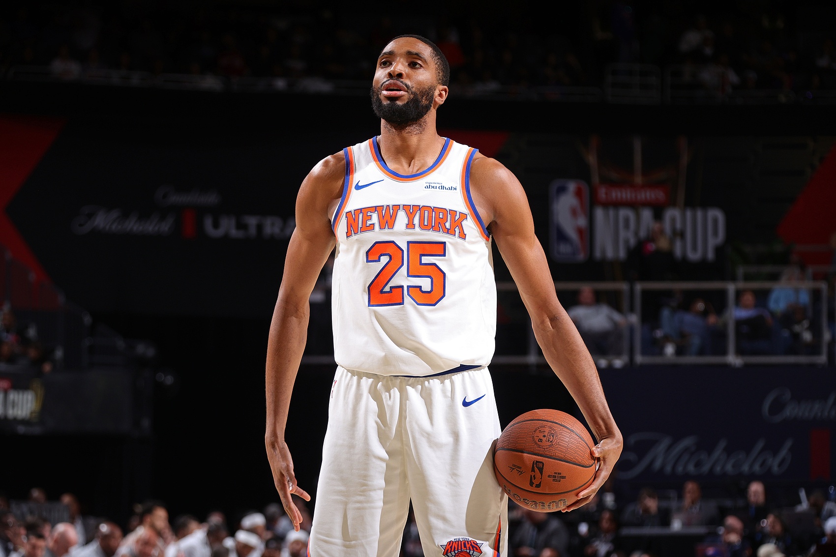 难得一见这么铁！大桥出战29分钟 16投仅3中&三分9中1