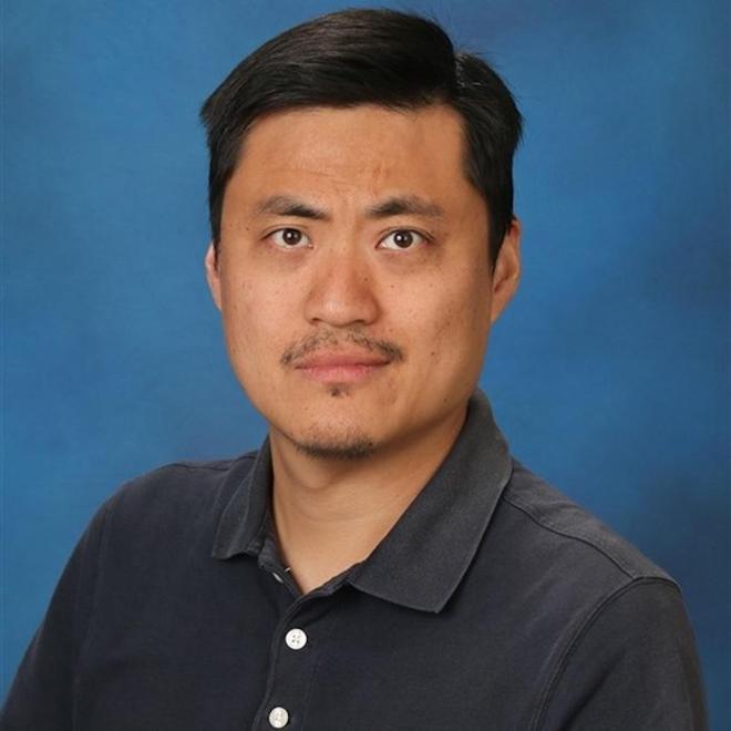 ▲F5中国区新行业解决方案总监、资深架构师 谢乾屹