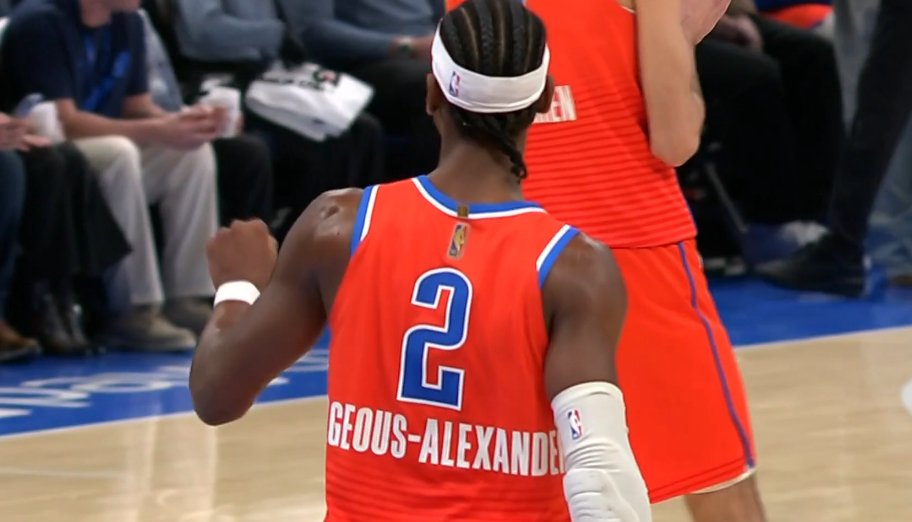 快了！亚历山大连续117场20+ 距历史纪录只差9场！