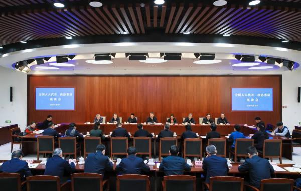 教育部举行2026年代表委员座谈会