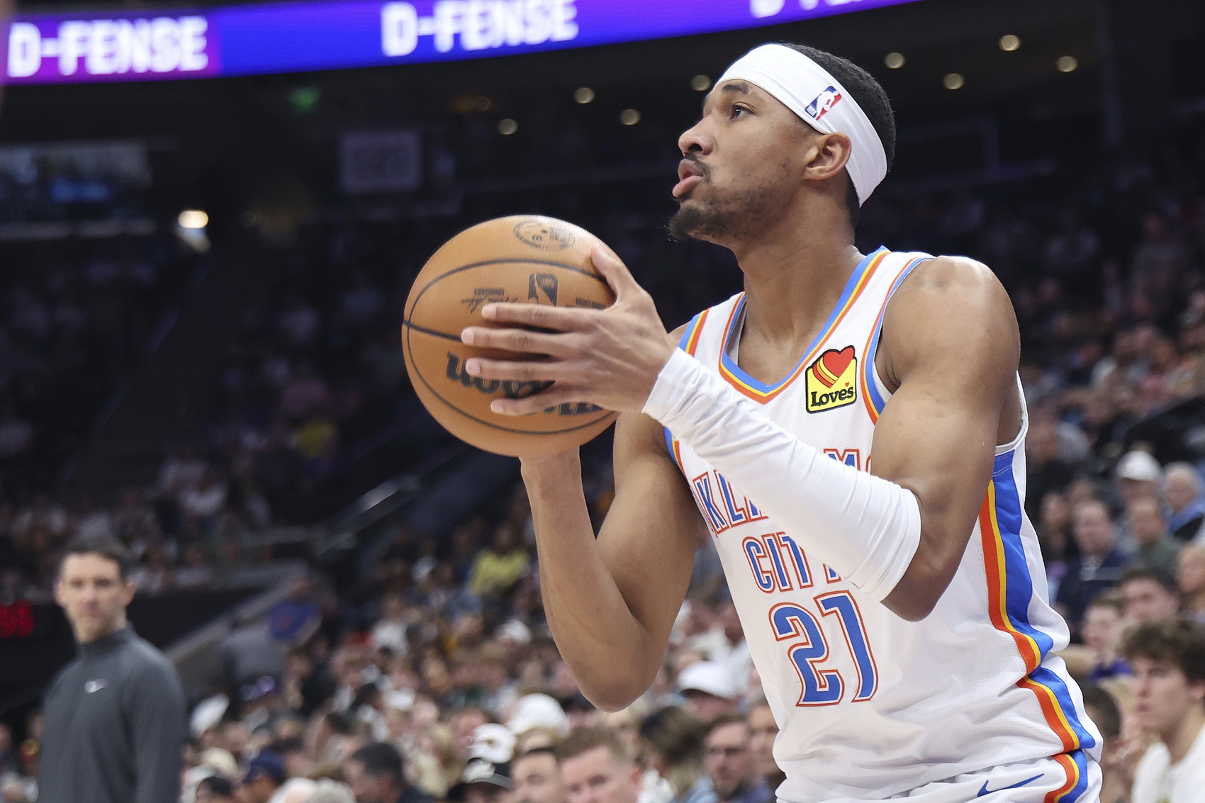 阿隆·维金斯：球队现在伤兵满营 我能做的就是尽量保持积极心态