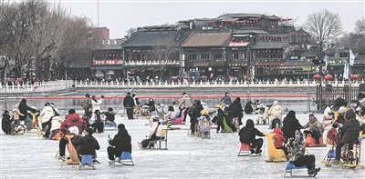 画里有话丨冰雪运动点燃冬日激情