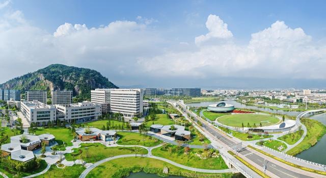 温州龙湾区中国眼谷。金建林摄