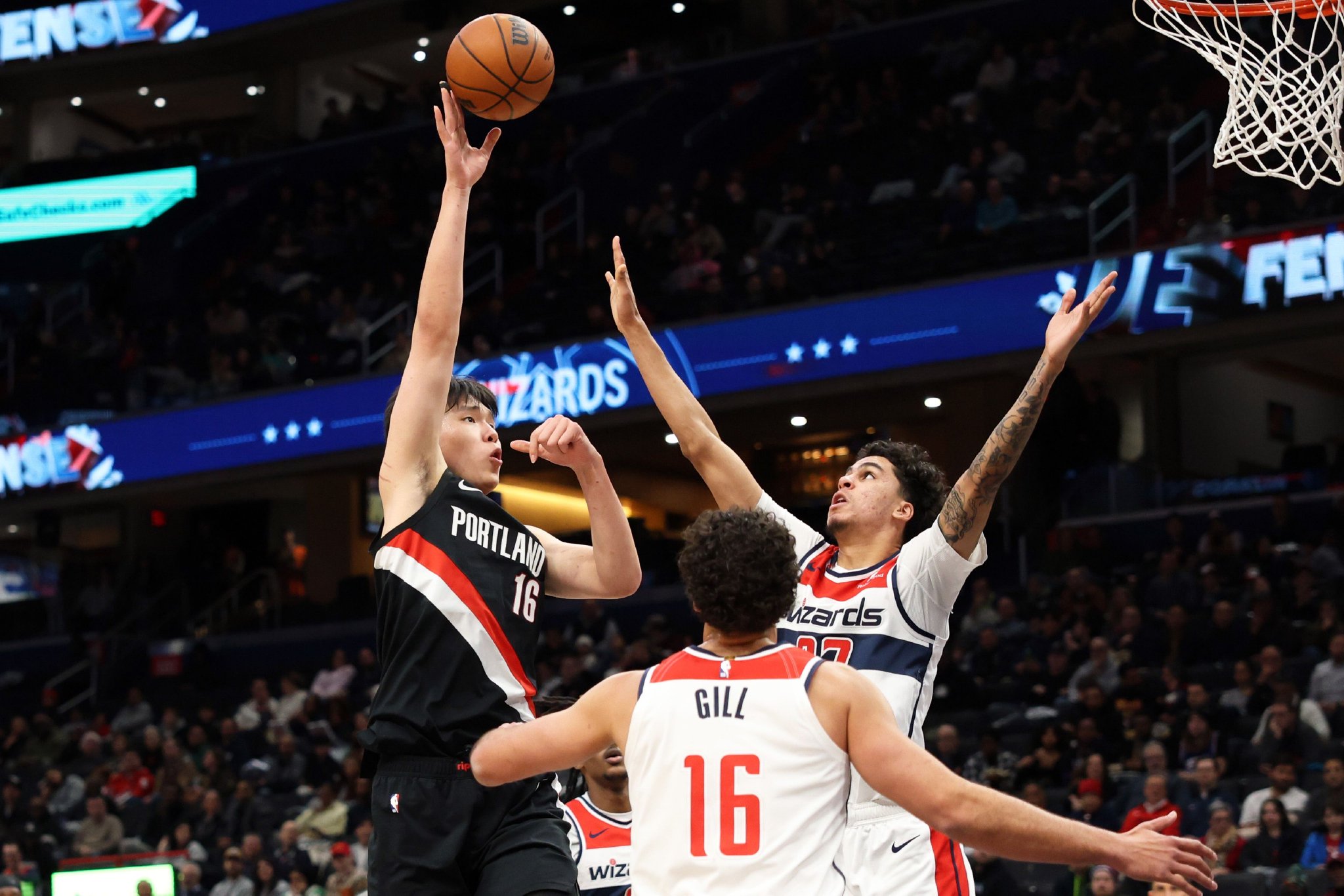 拓媒：这或是杨瀚森本赛季最好的一场 他在场时球队在赢分