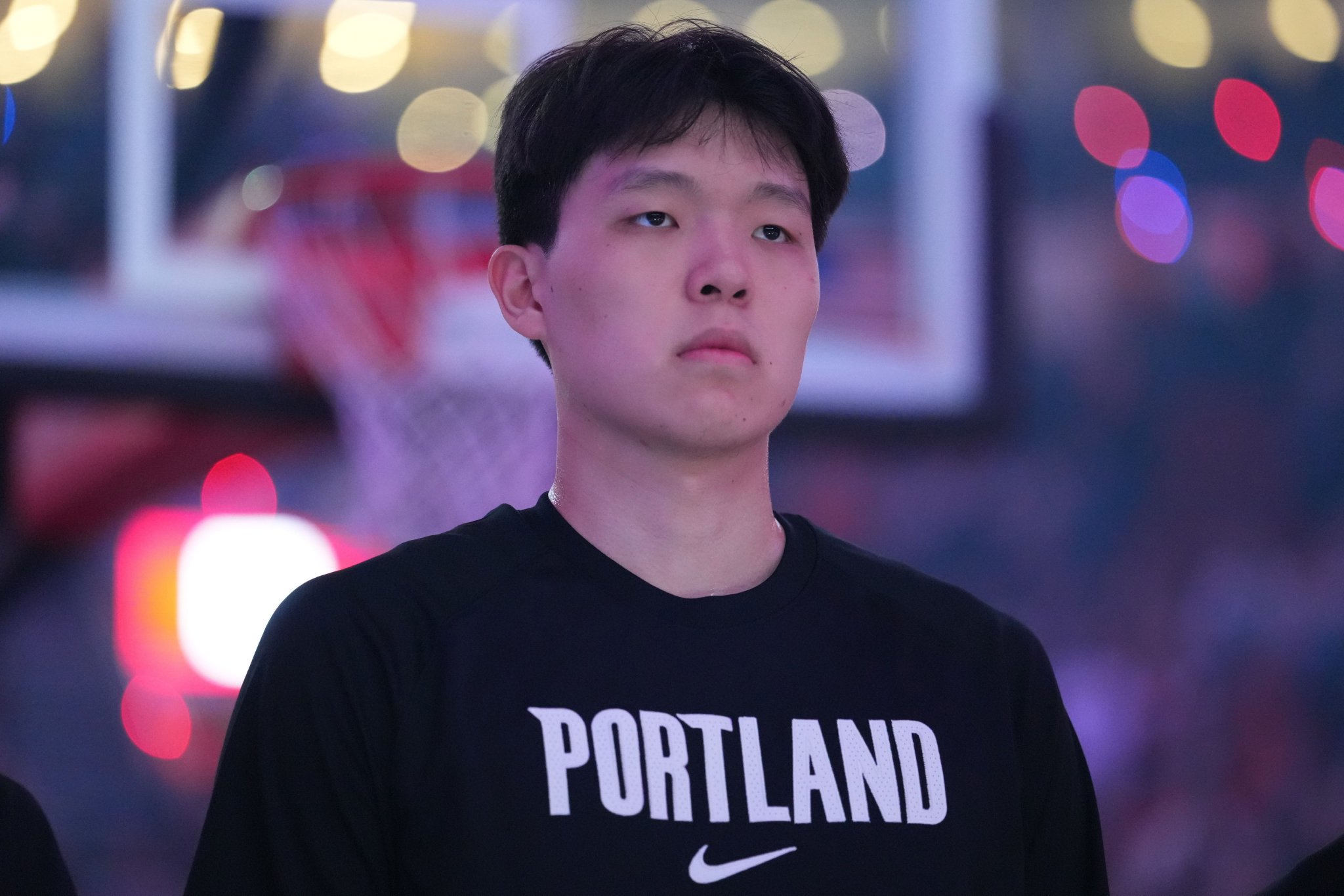 解说：杨瀚森篮下能护筐 打吉尔也有把握 下半场多给点时间呗