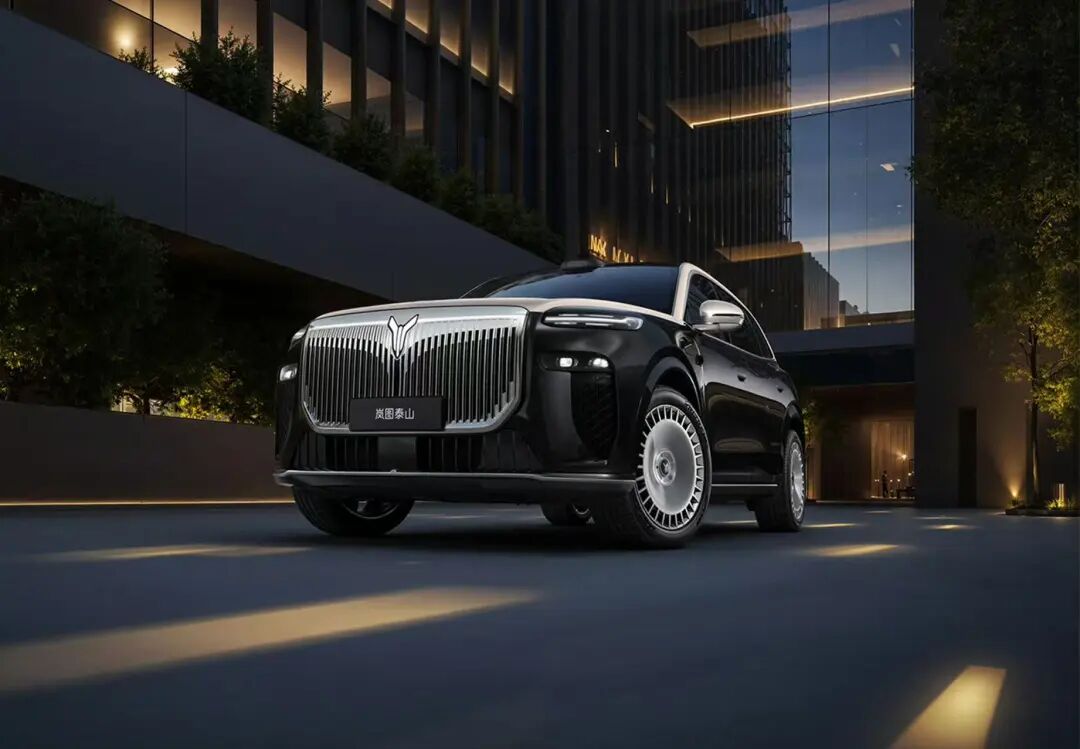 在经营层面，岚图自身的业绩表现也为资本化提供了现实支撑。官方数据显示，