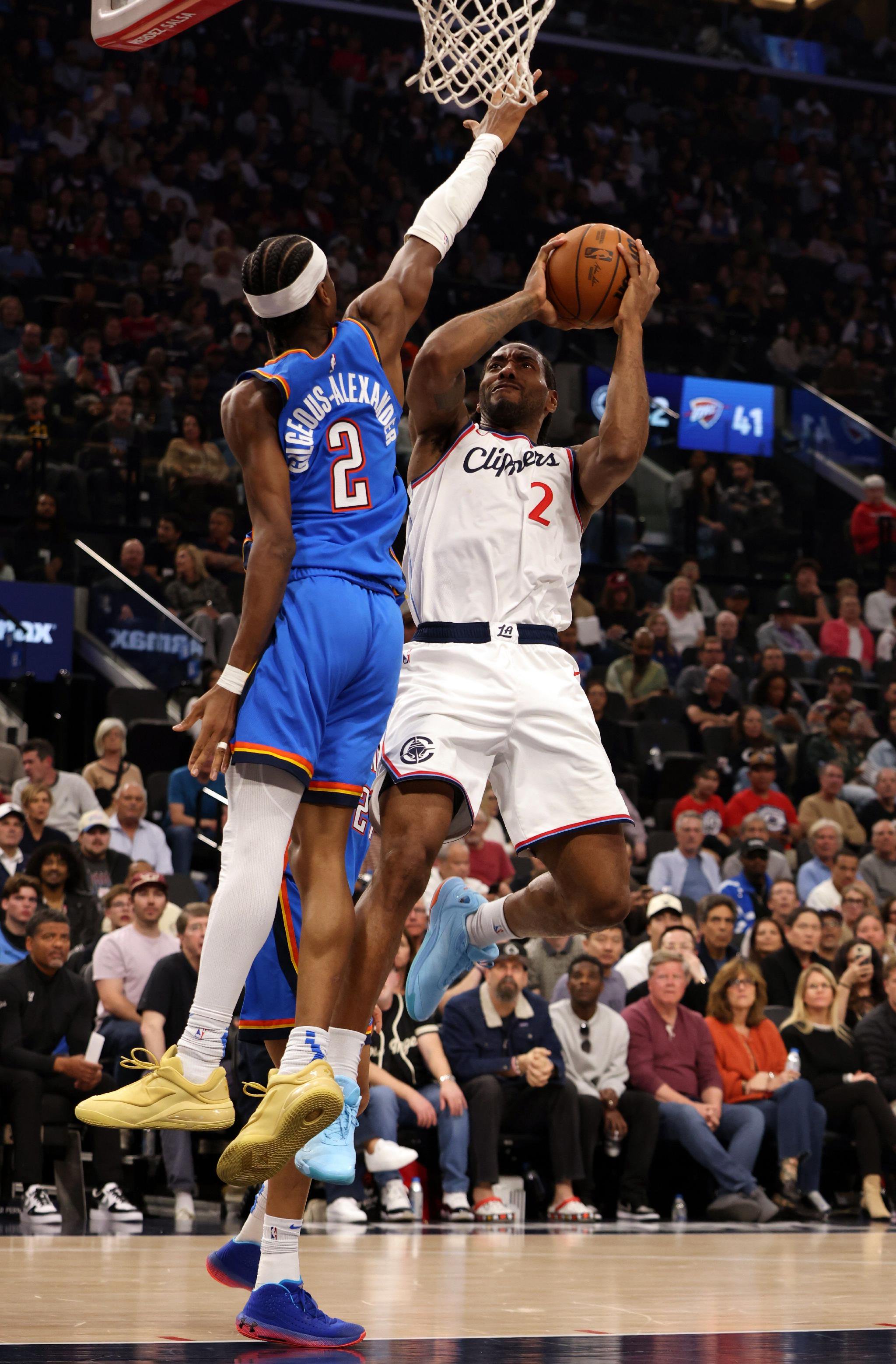 现存连续20+分纪录：亚历山大118场 伦纳德25场 爱德华兹18场