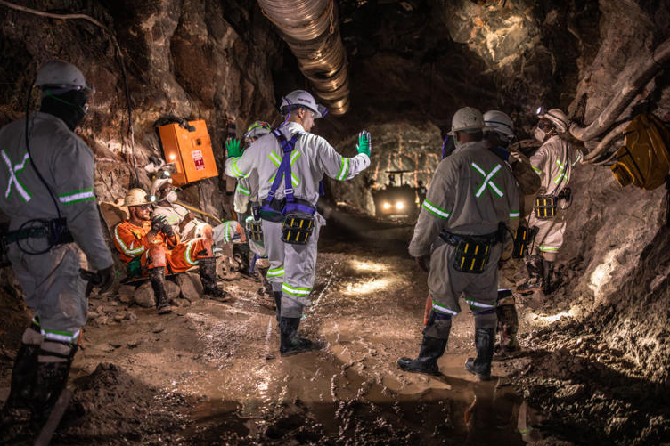 多个金矿项目成为“香饽饽”，金价暴涨让南非“老矿区”焕发生机
