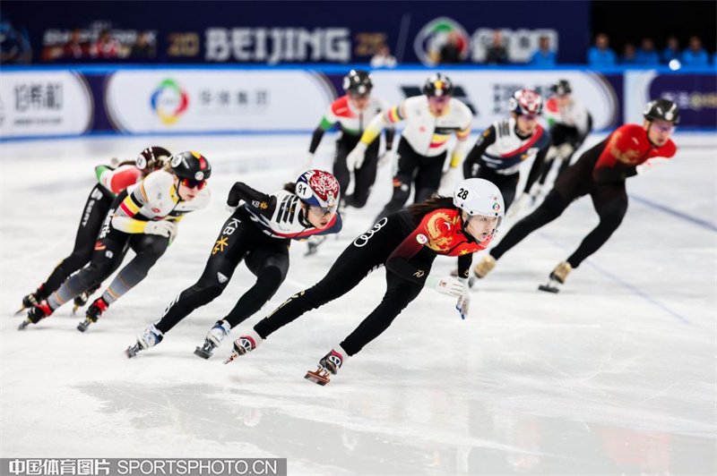 世界各地冬奥健儿集结蓄势