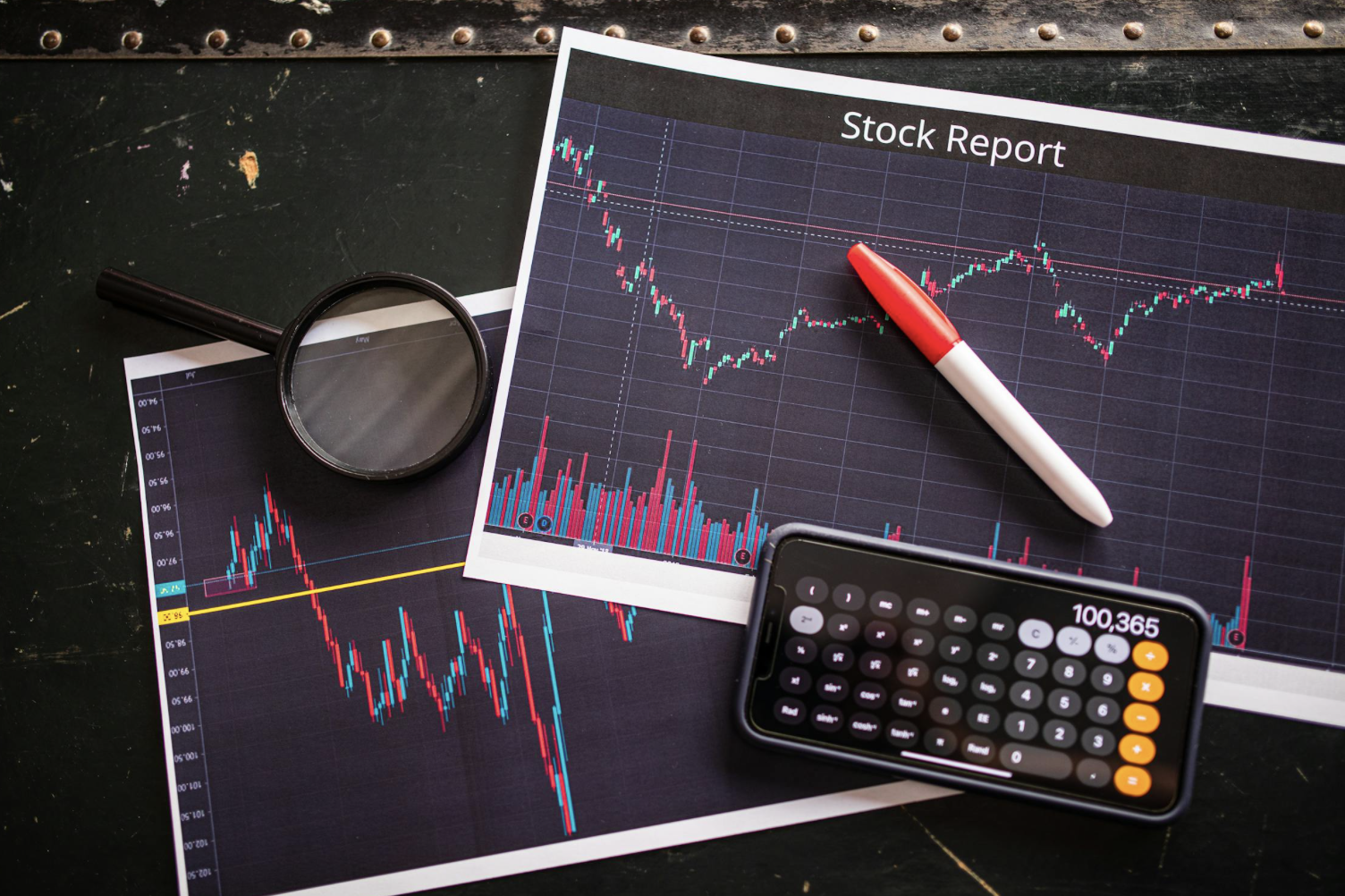 鸣鸣很忙上市首日大涨，“河南红枣大王”好想你当日浮盈超20亿，股价却跌停