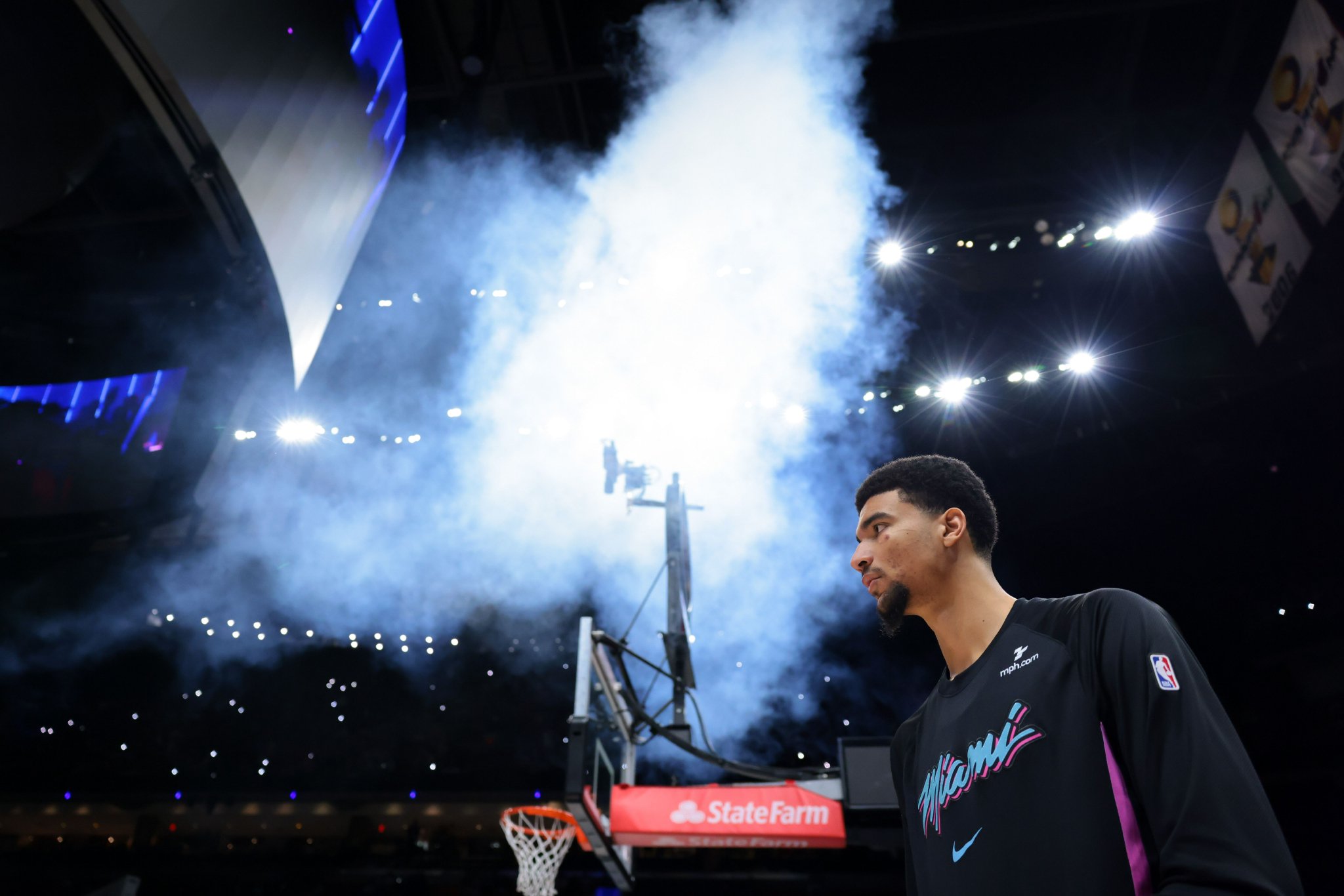 韦尔仅出战不到7分钟！斯波：并非有其他原因 让他逐渐找回状态