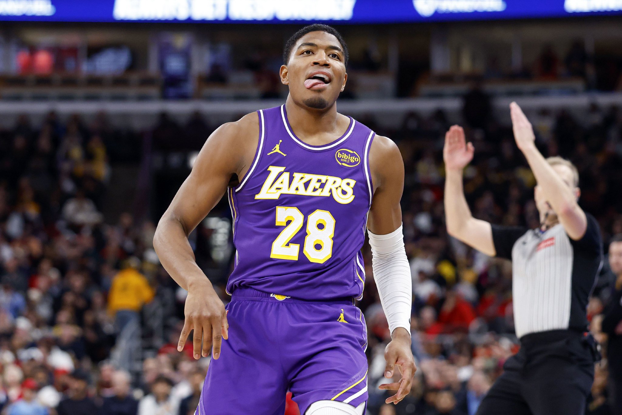 骑士队记：骑士已和湖人探讨了涉及亨特八村塁克内克特的交易框架