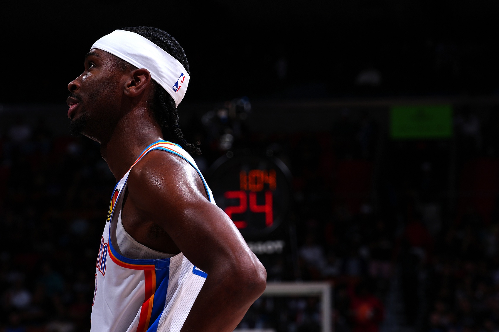 18投30分！雷霆媒体人：希望SGA能“自私”一点 若25投能得45分