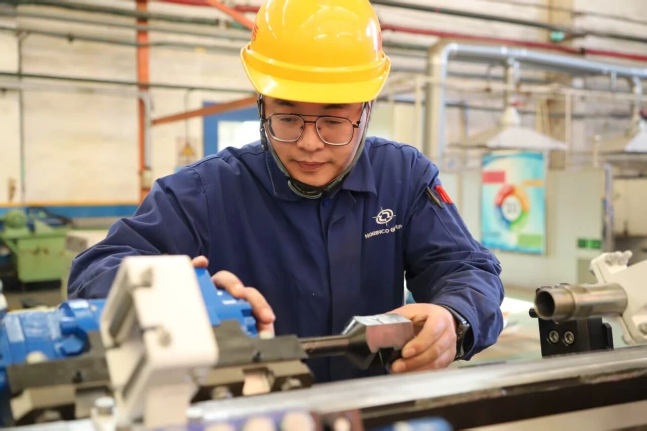 填补行业技术空白 兵器工业集团成功研发机电液一体化煤机装备