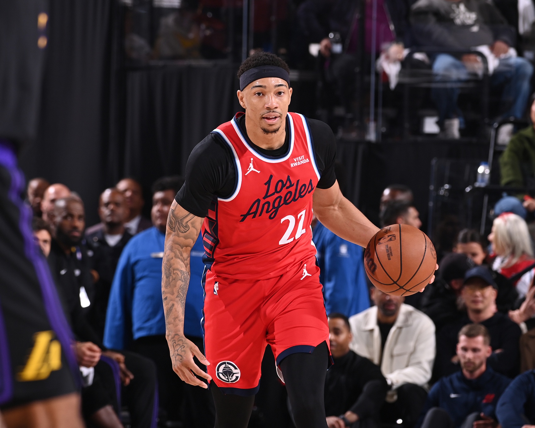 别光说不练啊！队记：快船连续第二赛季希望转正乔丹·米勒