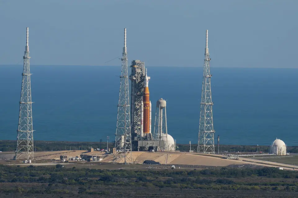 受严寒天气影响 美载人绕月飞行任务被推迟