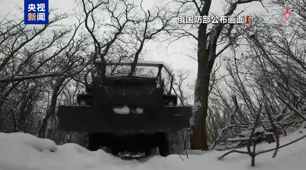 俄称实施集群打击 乌称击退俄军进攻