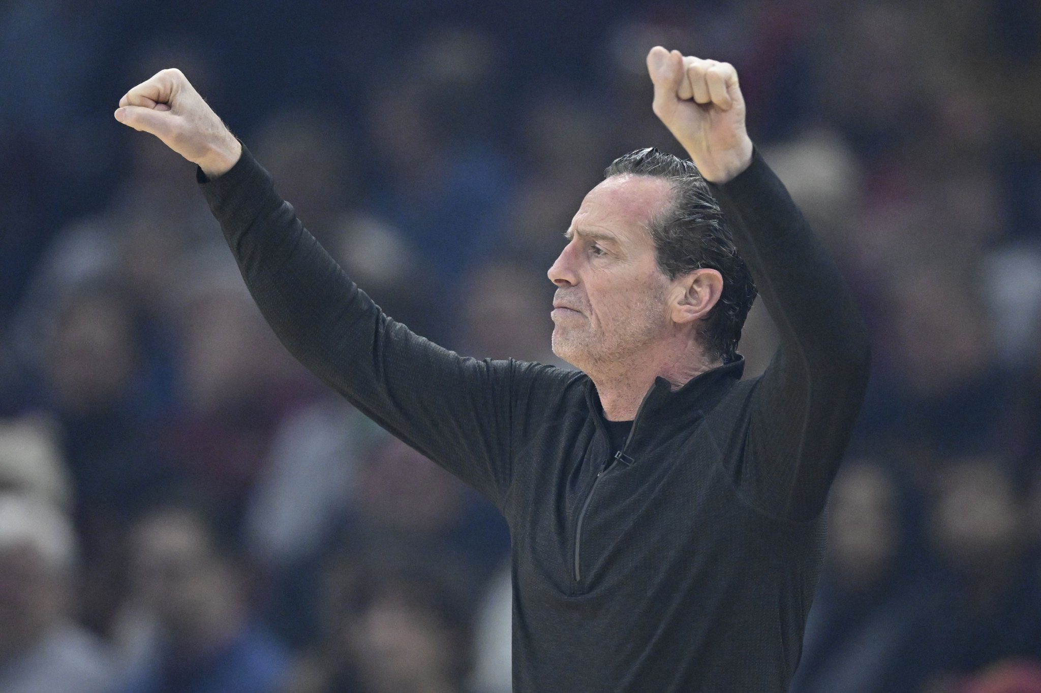 阿特金森：裁判让比赛失去了控制 有的比赛场面堪比马戏团表演