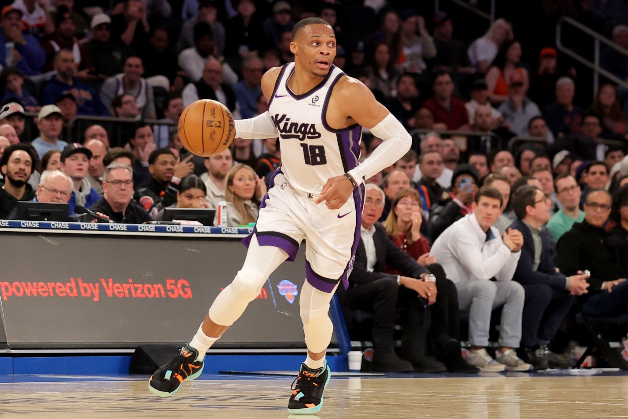 国王今日背靠背挑战绿军 威少继续缺阵 小萨伤病管理本场不会出战